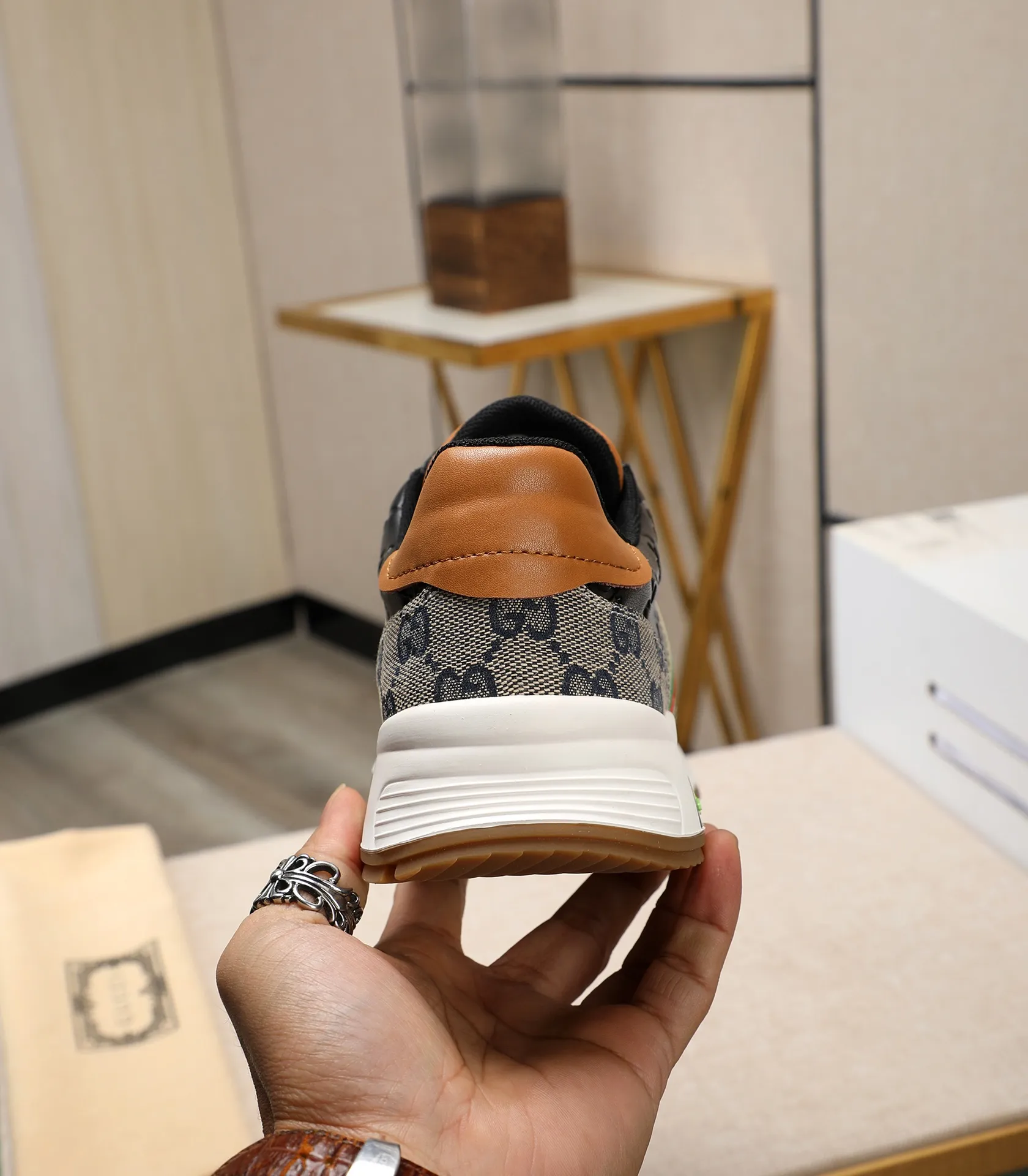 Men's men's shoes💰460 GUCCI🔍🔍2023 latest model On sale at the same time at the counter, original calfskin imported from Italy, genuine leather lining, (high-end, luxury, and class) exquisite workmanship, soles: original soles specially provided by the original factory, ⚠Exclusive double-layer movable molded soles are super comfortable⚠, real photos🎬The real ones are better🔍🔍"High quality·Follow the order" code number 38-44
